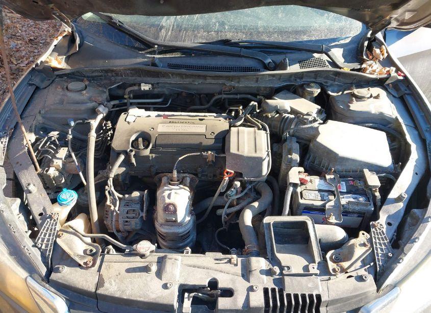 Photo 10 of 2014 Honda Accord LX (VIN 1HGCR2F30EA012197)