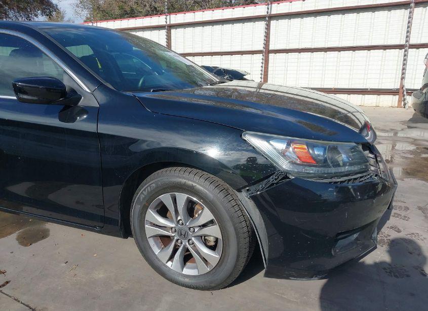 Photo 19 of 2014 Honda Accord LX (VIN 1HGCR2F30EA017223)