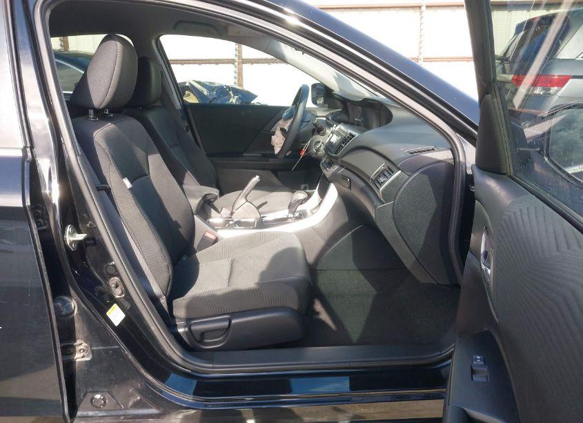 Photo 5 of 2014 Honda Accord LX (VIN 1HGCR2F30EA017223)