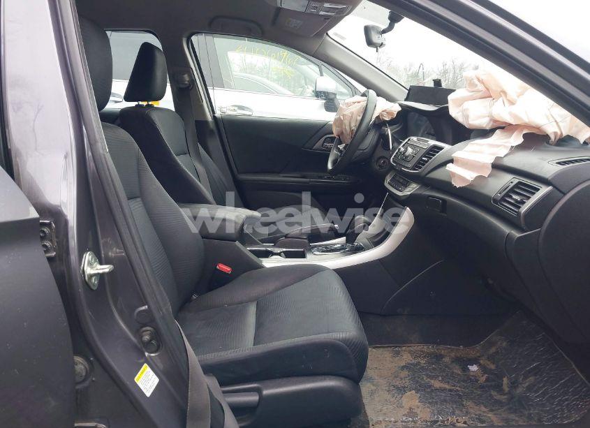 Photo 5 of 2014 Honda Accord LX (VIN 1HGCR2F30EA030005)