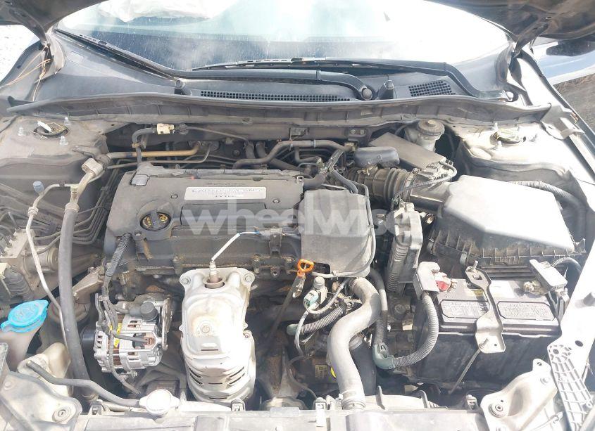 Photo 10 of 2014 Honda Accord LX (VIN 1HGCR2F30EA059410)