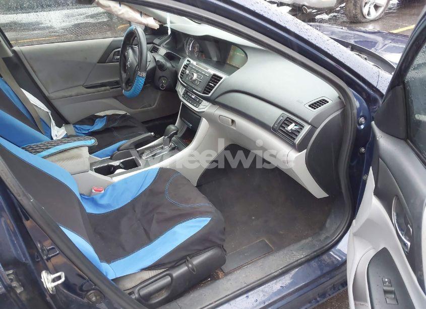 Photo 5 of 2014 Honda Accord LX (VIN 1HGCR2F30EA117466)