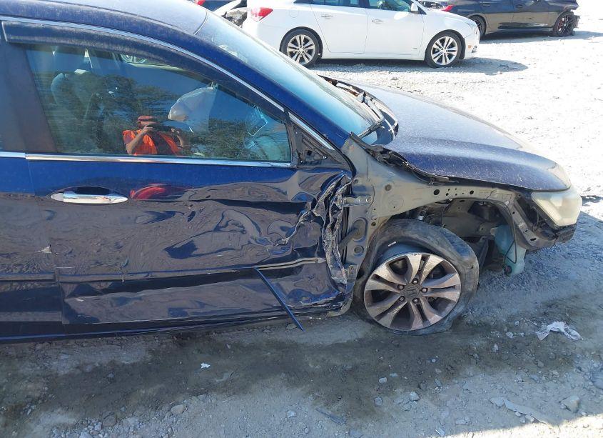 Photo 18 of 2014 Honda Accord LX (VIN 1HGCR2F30EA238269)