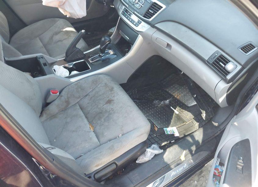 Photo 5 of 2014 Honda Accord LX (VIN 1HGCR2F30EA238269)