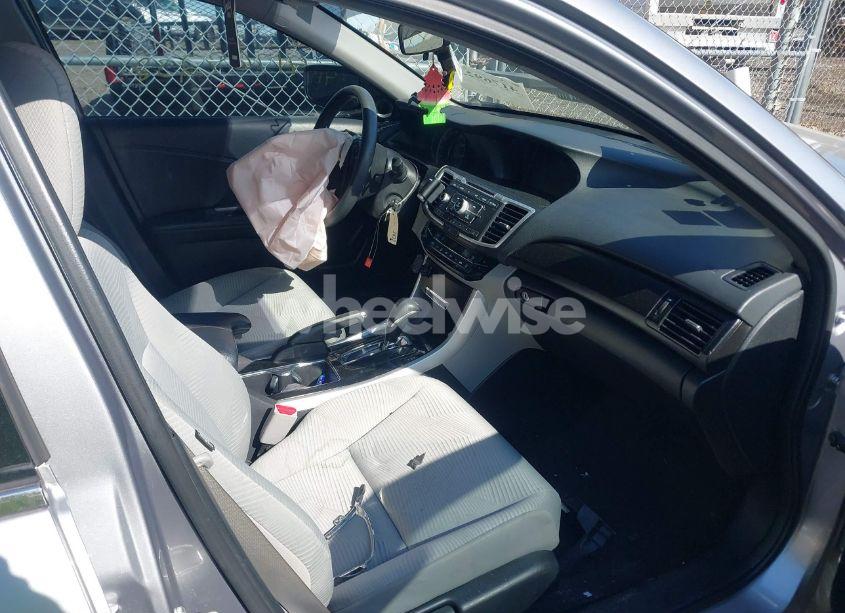 Photo 5 of 2014 Honda Accord LX (VIN 1HGCR2F30EA265696)