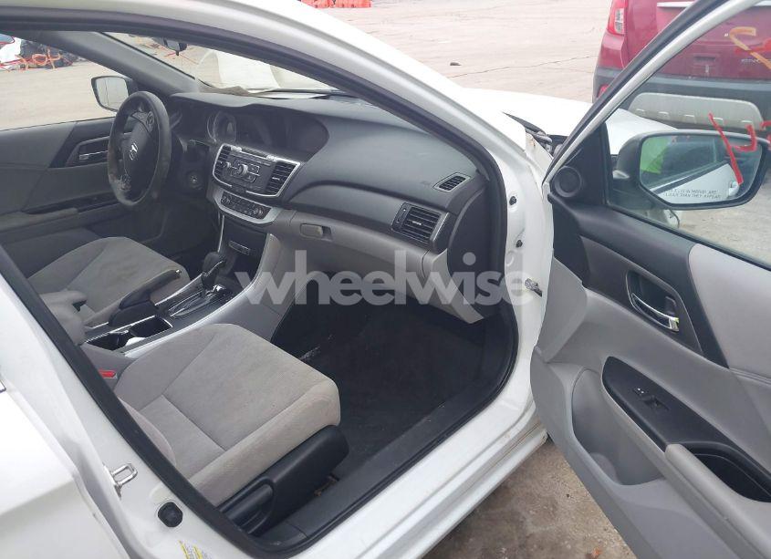 Photo 5 of 2014 Honda Accord LX (VIN 1HGCR2F30EA800302)