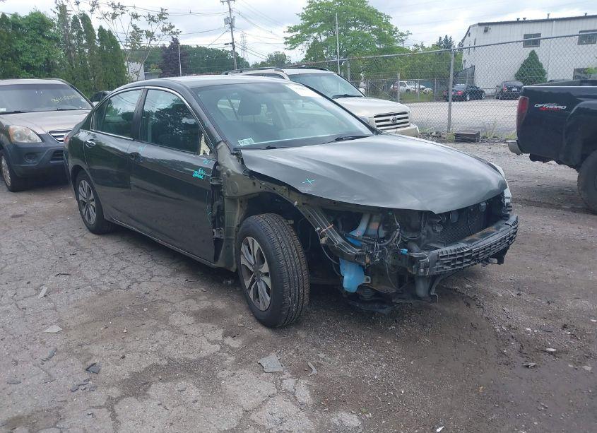 2015 Honda Accord LX (VIN 1HGCR2F30FA002545) main photo