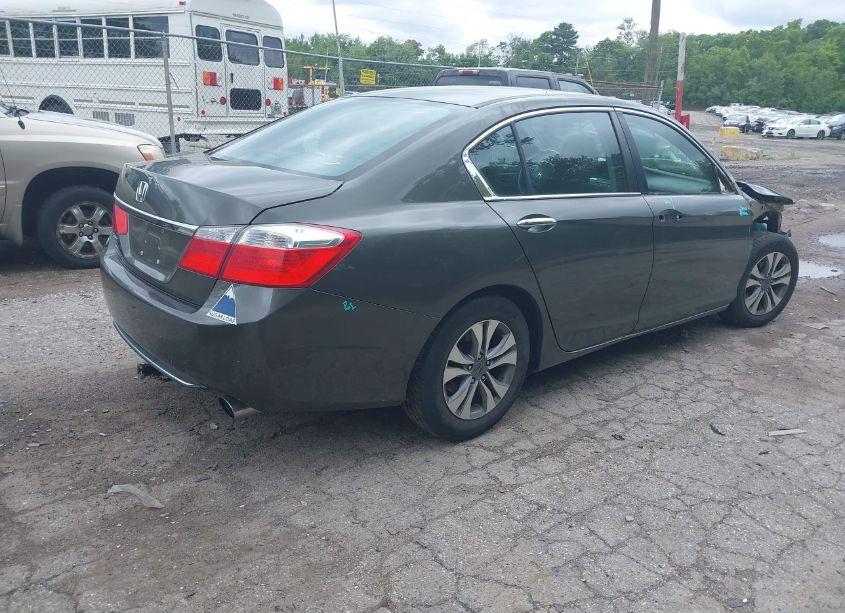 Photo 4 of 2015 Honda Accord LX (VIN 1HGCR2F30FA002545)