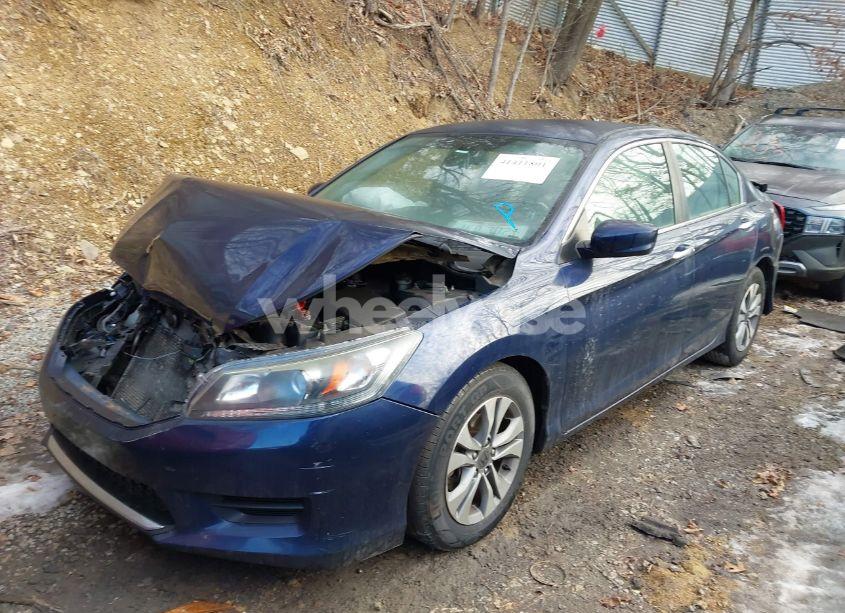 Photo 2 of 2015 Honda Accord LX (VIN 1HGCR2F30FA028627)
