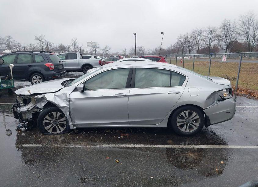 Photo 13 of 2015 Honda Accord LX (VIN 1HGCR2F30FA059277)