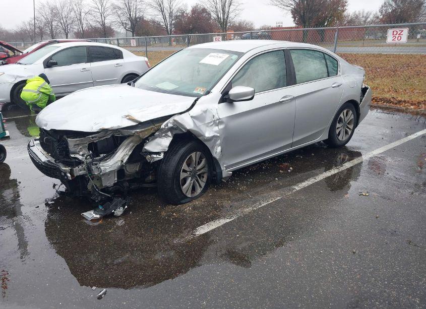 Photo 2 of 2015 Honda Accord LX (VIN 1HGCR2F30FA059277)