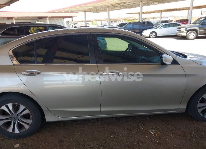 Photo 13 of 2015 Honda Accord LX (VIN 1HGCR2F30FA066682)