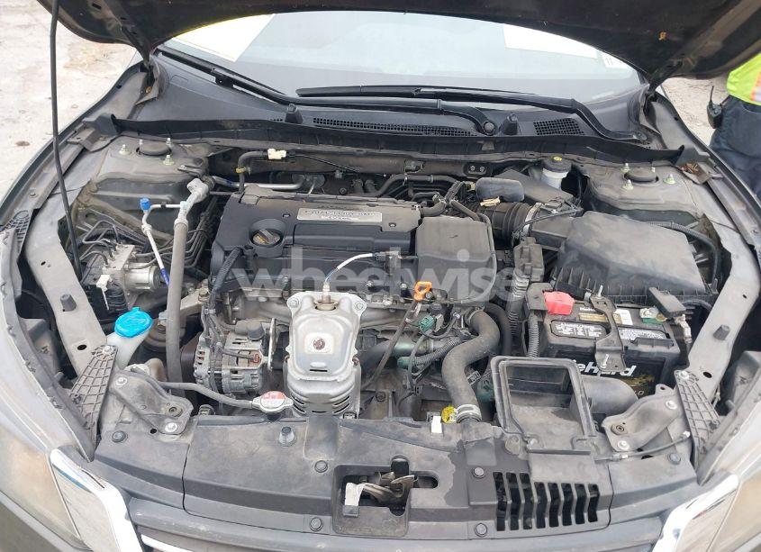 Photo 10 of 2015 Honda Accord LX (VIN 1HGCR2F30FA071803)