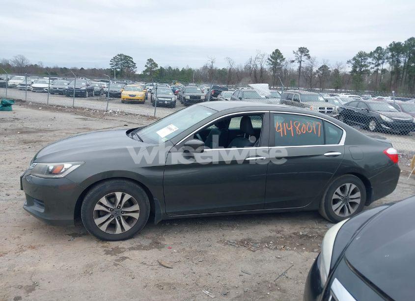 Photo 14 of 2015 Honda Accord LX (VIN 1HGCR2F30FA071803)