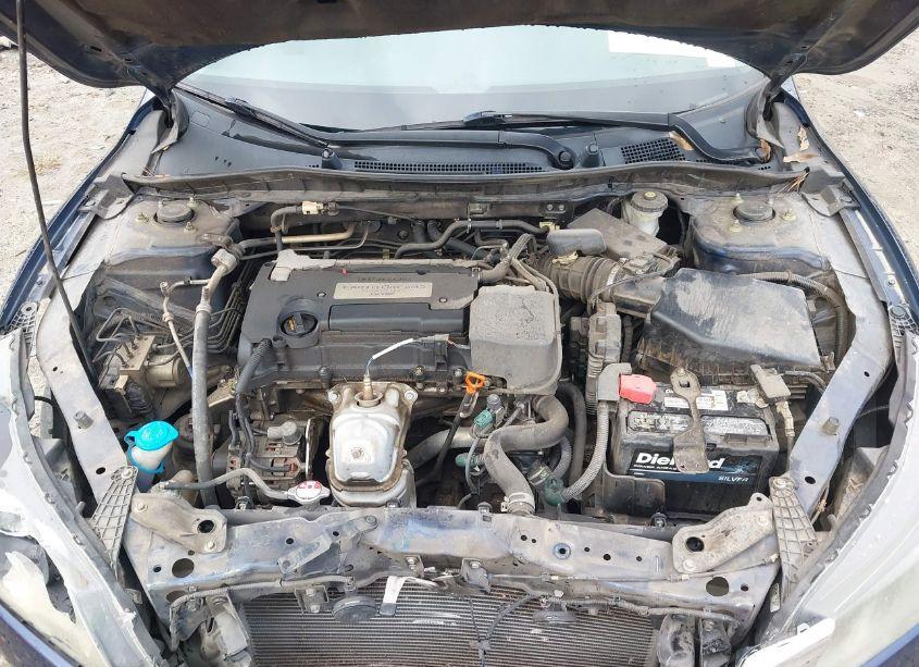 Photo 10 of 2015 Honda Accord LX (VIN 1HGCR2F30FA072577)