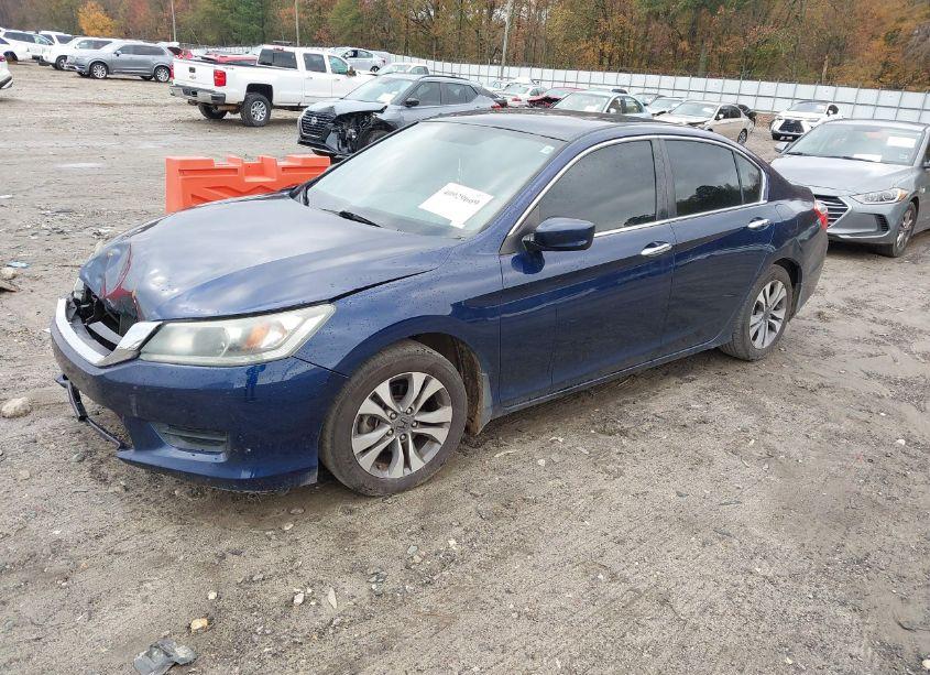 Photo 2 of 2015 Honda Accord LX (VIN 1HGCR2F30FA072577)