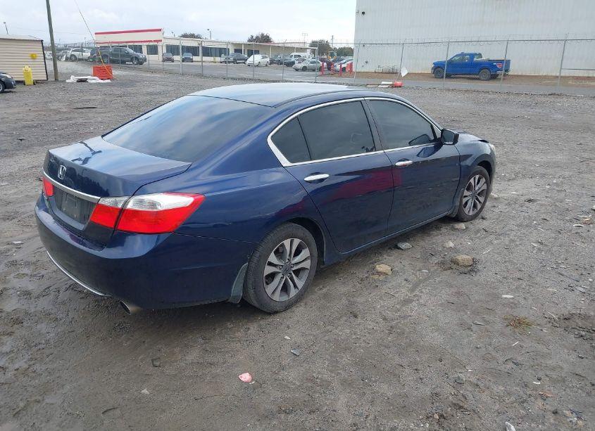 Photo 4 of 2015 Honda Accord LX (VIN 1HGCR2F30FA072577)