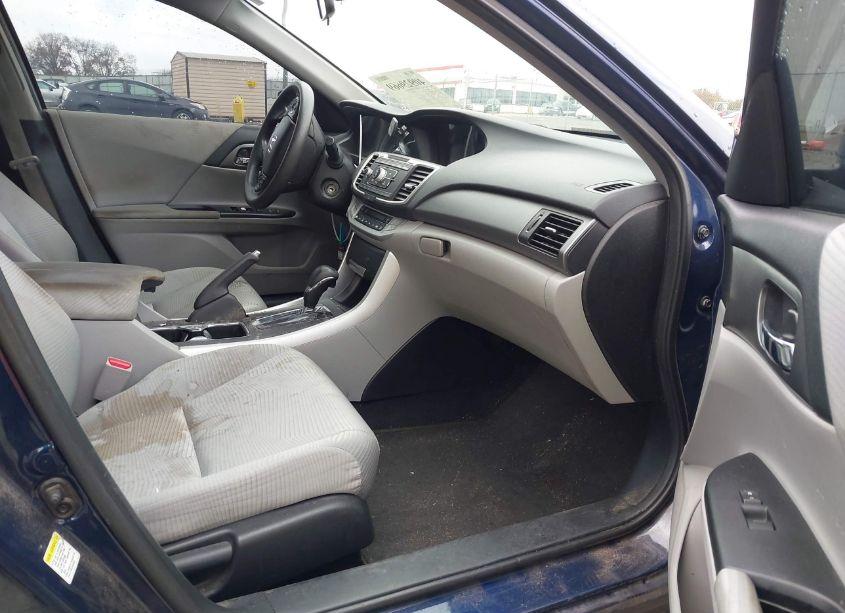 Photo 5 of 2015 Honda Accord LX (VIN 1HGCR2F30FA072577)