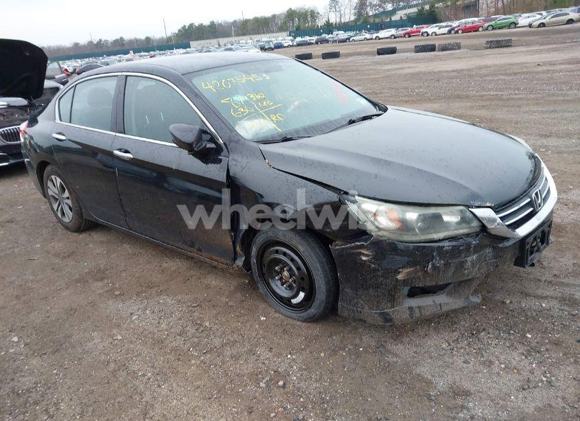 2015 Honda Accord LX (VIN 1HGCR2F30FA098774) main photo