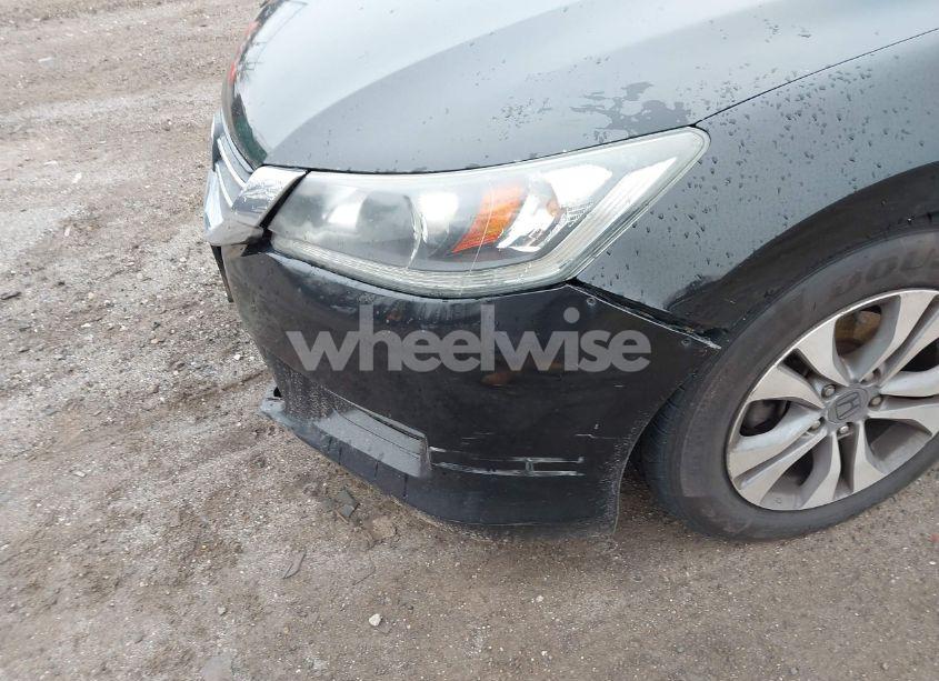 Photo 18 of 2015 Honda Accord LX (VIN 1HGCR2F30FA098774)