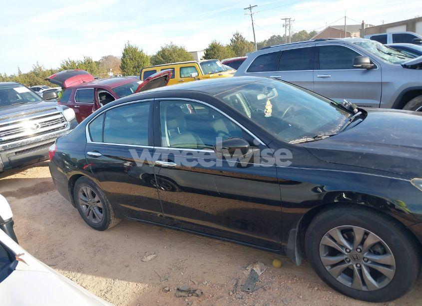 Photo 13 of 2015 Honda Accord LX (VIN 1HGCR2F30FA105223)