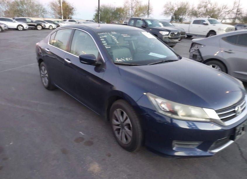 2015 Honda Accord LX (VIN 1HGCR2F30FA113192) main photo