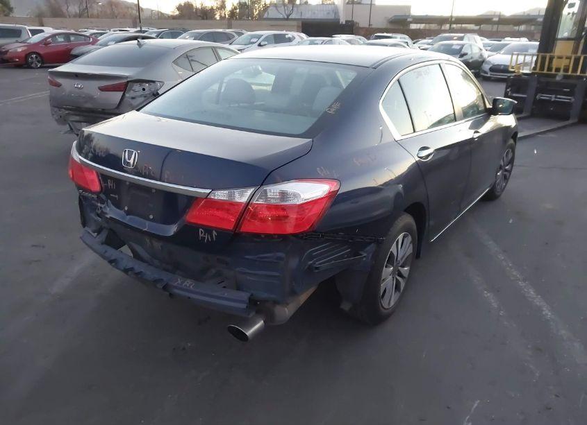 Photo 4 of 2015 Honda Accord LX (VIN 1HGCR2F30FA113192)
