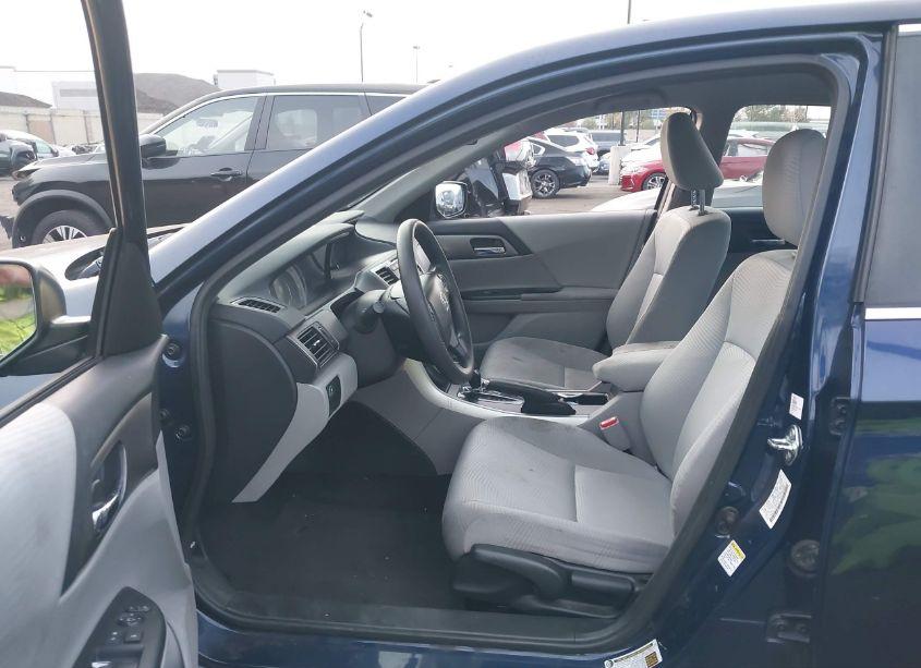 Photo 5 of 2015 Honda Accord LX (VIN 1HGCR2F30FA113192)