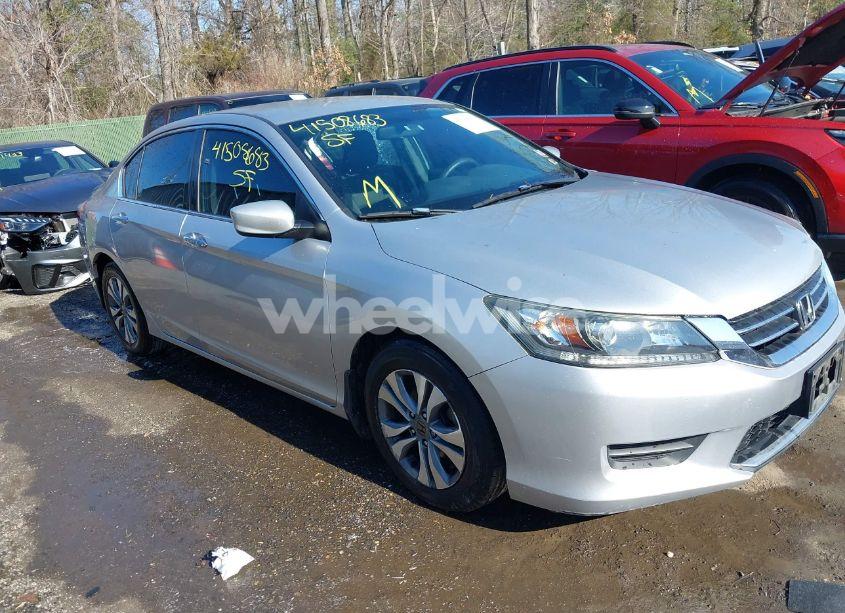 2015 Honda Accord LX (VIN 1HGCR2F30FA138416) main photo