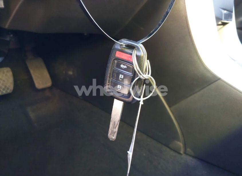 Photo 11 of 2015 Honda Accord LX (VIN 1HGCR2F30FA138416)