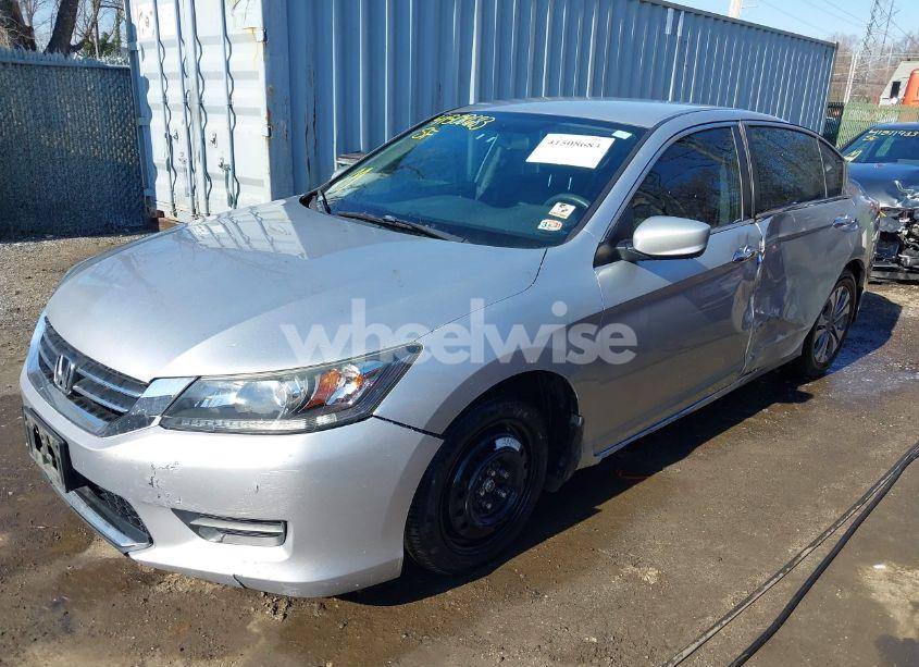 Photo 6 of 2015 Honda Accord LX (VIN 1HGCR2F30FA138416)