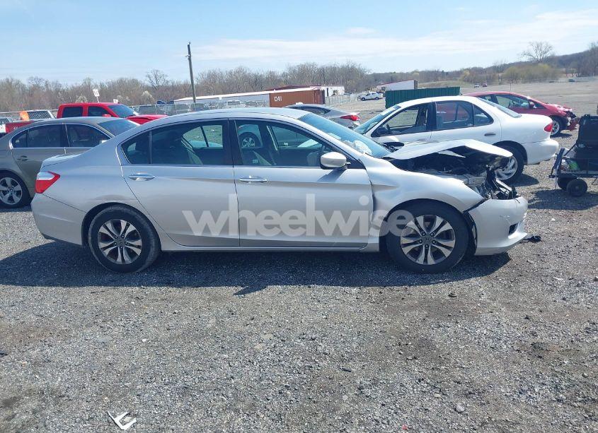 Photo 14 of 2015 Honda Accord LX (VIN 1HGCR2F30FA152350)