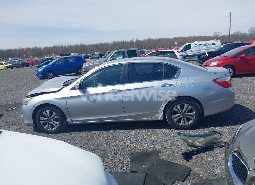 Photo 15 of 2015 Honda Accord LX (VIN 1HGCR2F30FA152350)
