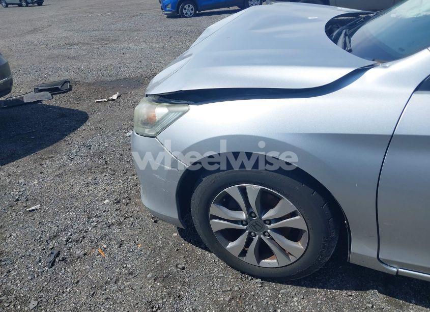 Photo 6 of 2015 Honda Accord LX (VIN 1HGCR2F30FA152350)