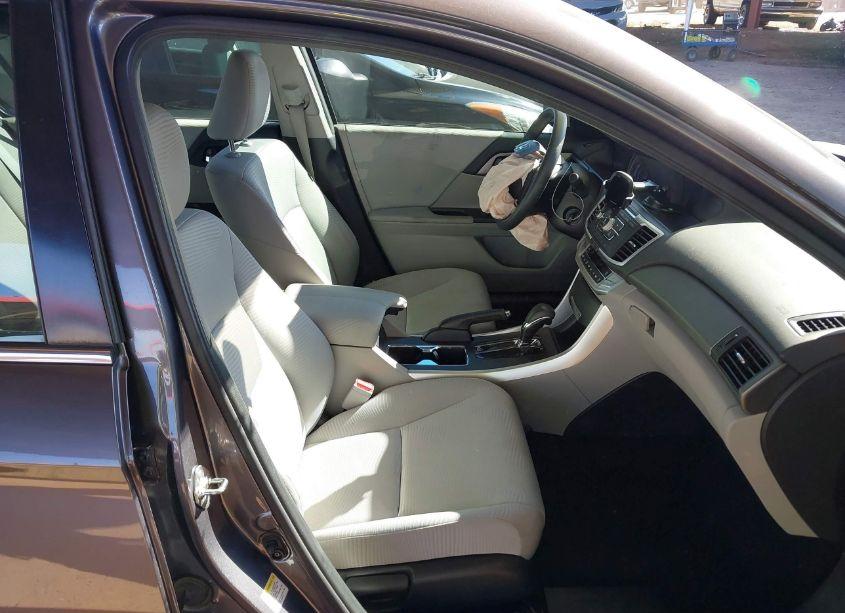 Photo 5 of 2015 Honda Accord LX (VIN 1HGCR2F30FA168631)