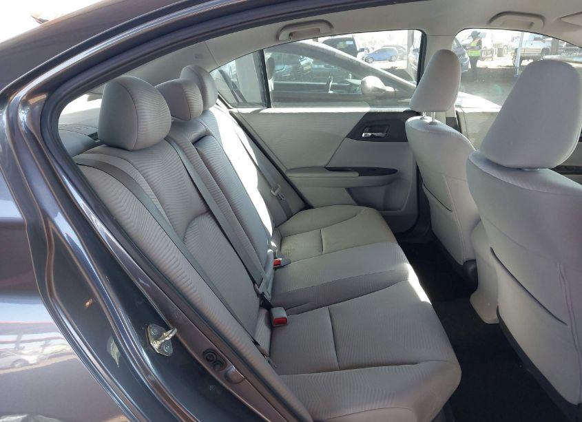 Photo 8 of 2015 Honda Accord LX (VIN 1HGCR2F30FA168631)