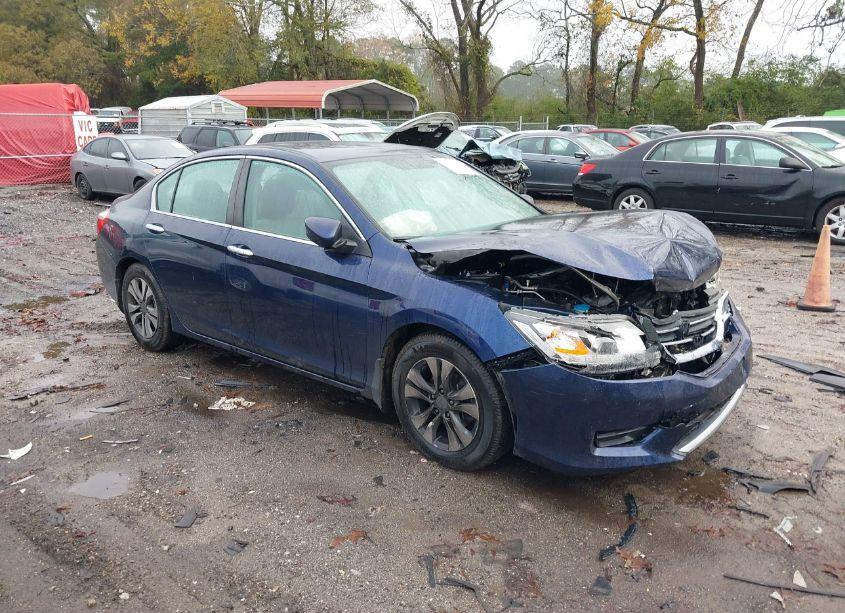 2015 Honda Accord LX (VIN 1HGCR2F30FA170900) main photo