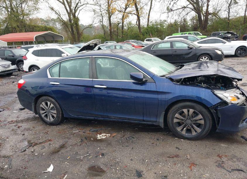 Photo 13 of 2015 Honda Accord LX (VIN 1HGCR2F30FA170900)