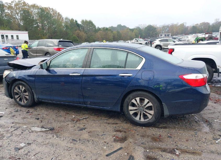 Photo 14 of 2015 Honda Accord LX (VIN 1HGCR2F30FA170900)
