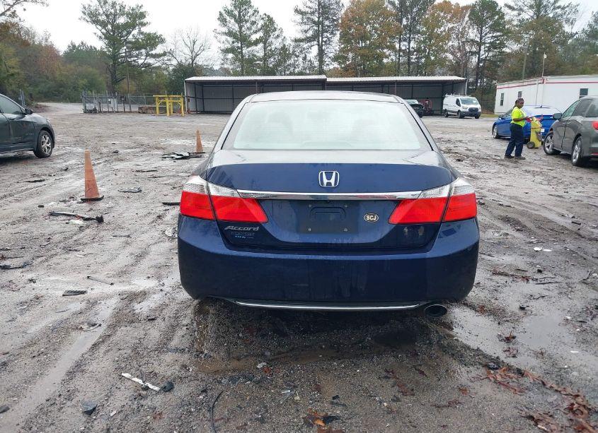 Photo 16 of 2015 Honda Accord LX (VIN 1HGCR2F30FA170900)