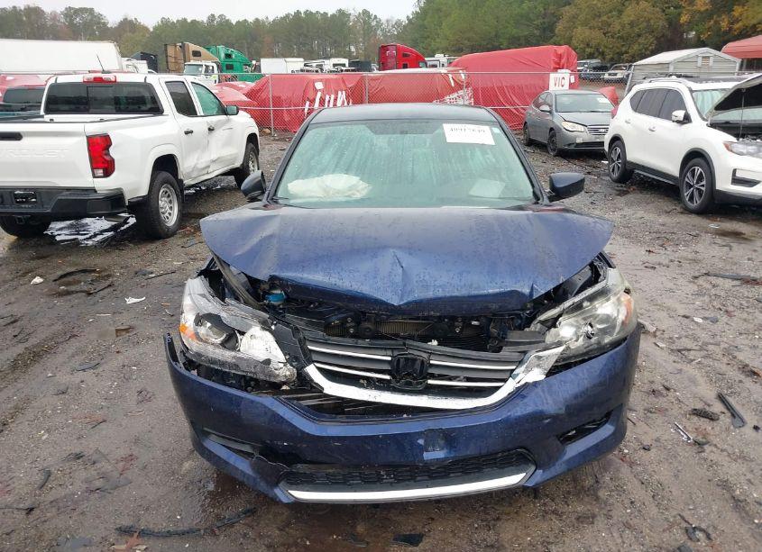 Photo 6 of 2015 Honda Accord LX (VIN 1HGCR2F30FA170900)