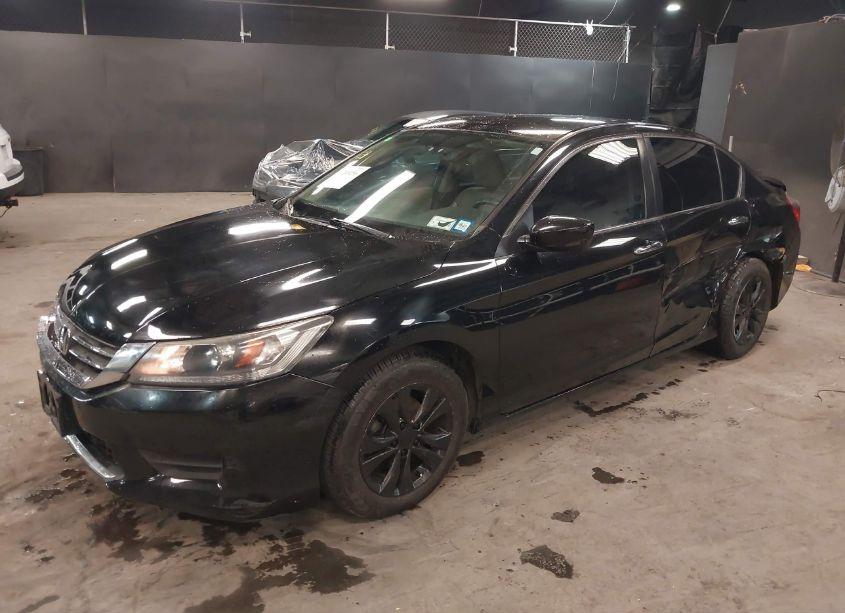 Photo 2 of 2015 Honda Accord LX (VIN 1HGCR2F30FA214877)