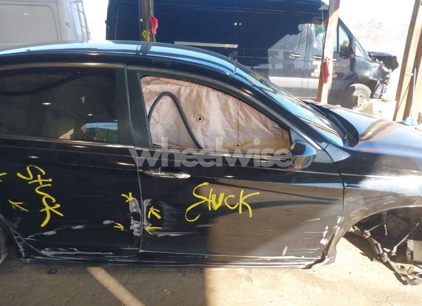 Photo 5 of 2015 Honda Accord LX (VIN 1HGCR2F30FA243294)