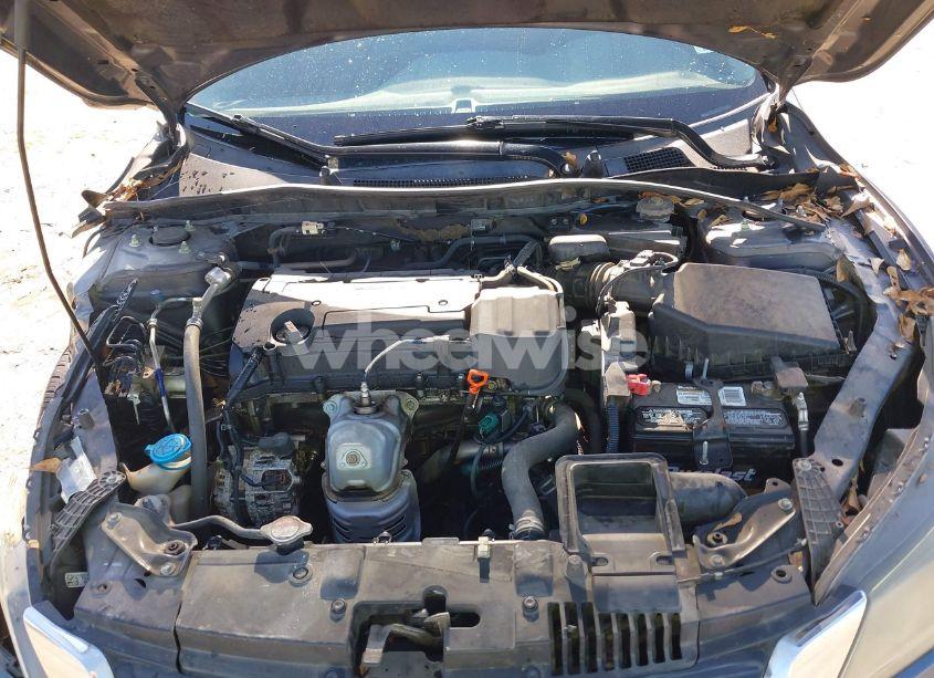 Photo 10 of 2015 Honda Accord LX (VIN 1HGCR2F30FA258426)