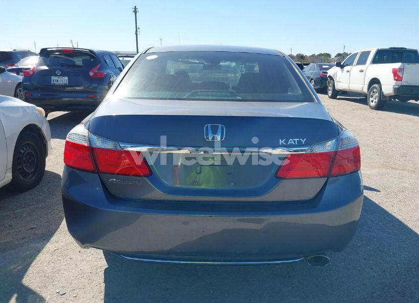 Photo 16 of 2015 Honda Accord LX (VIN 1HGCR2F30FA259043)