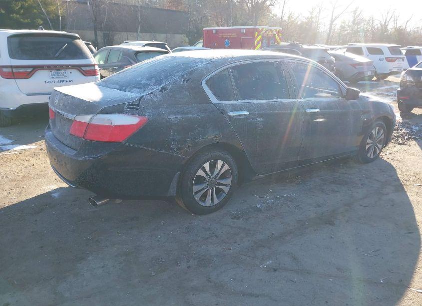 Photo 4 of 2015 Honda Accord LX (VIN 1HGCR2F30FA269474)