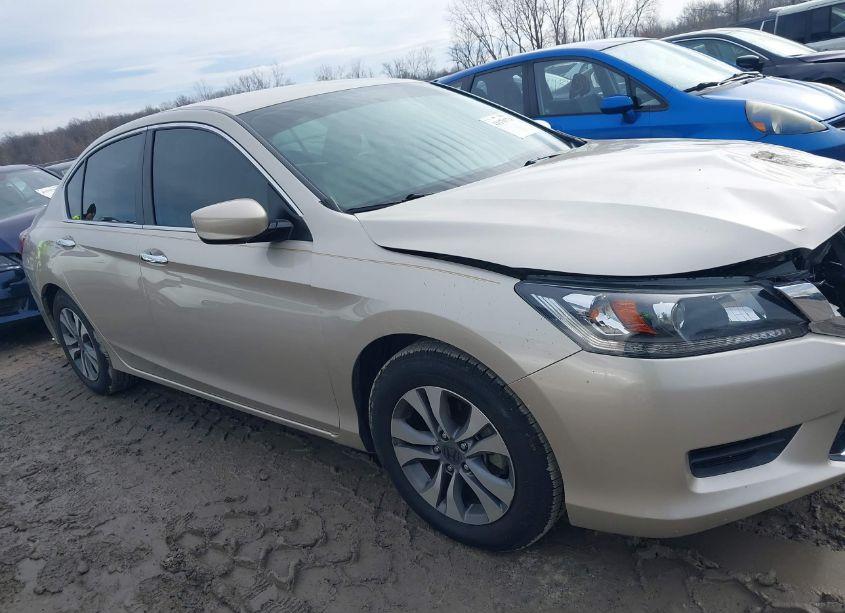 Photo 13 of 2015 Honda Accord LX (VIN 1HGCR2F30FA275291)