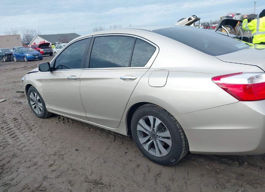 Photo 14 of 2015 Honda Accord LX (VIN 1HGCR2F30FA275291)