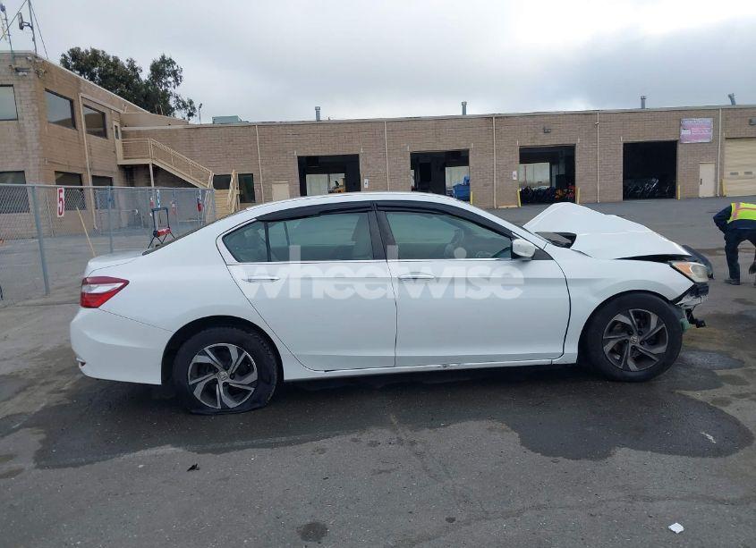 Photo 14 of 2016 Honda Accord LX (VIN 1HGCR2F30GA041895)