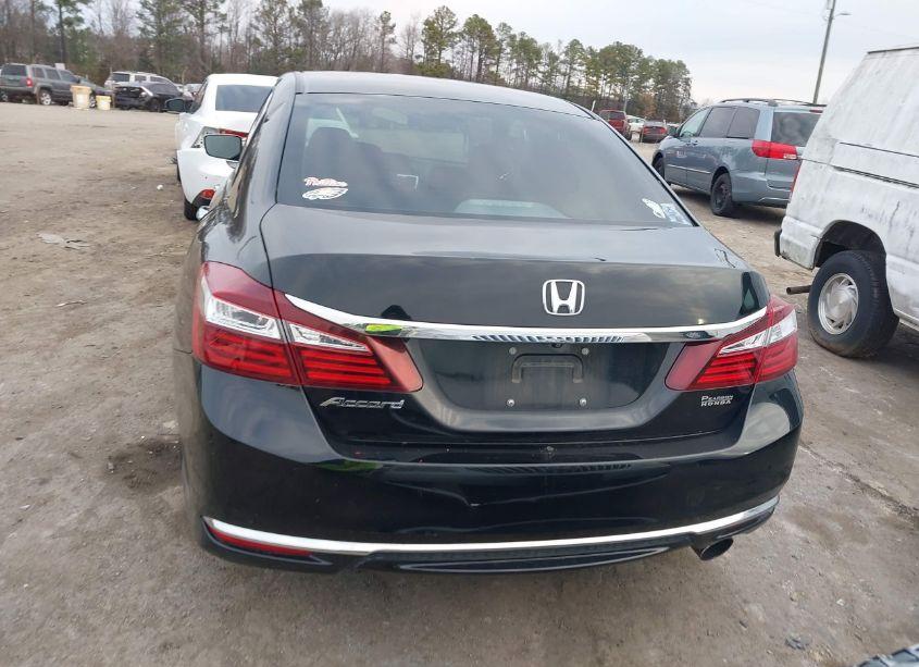 Photo 16 of 2016 Honda Accord LX (VIN 1HGCR2F30GA073567)